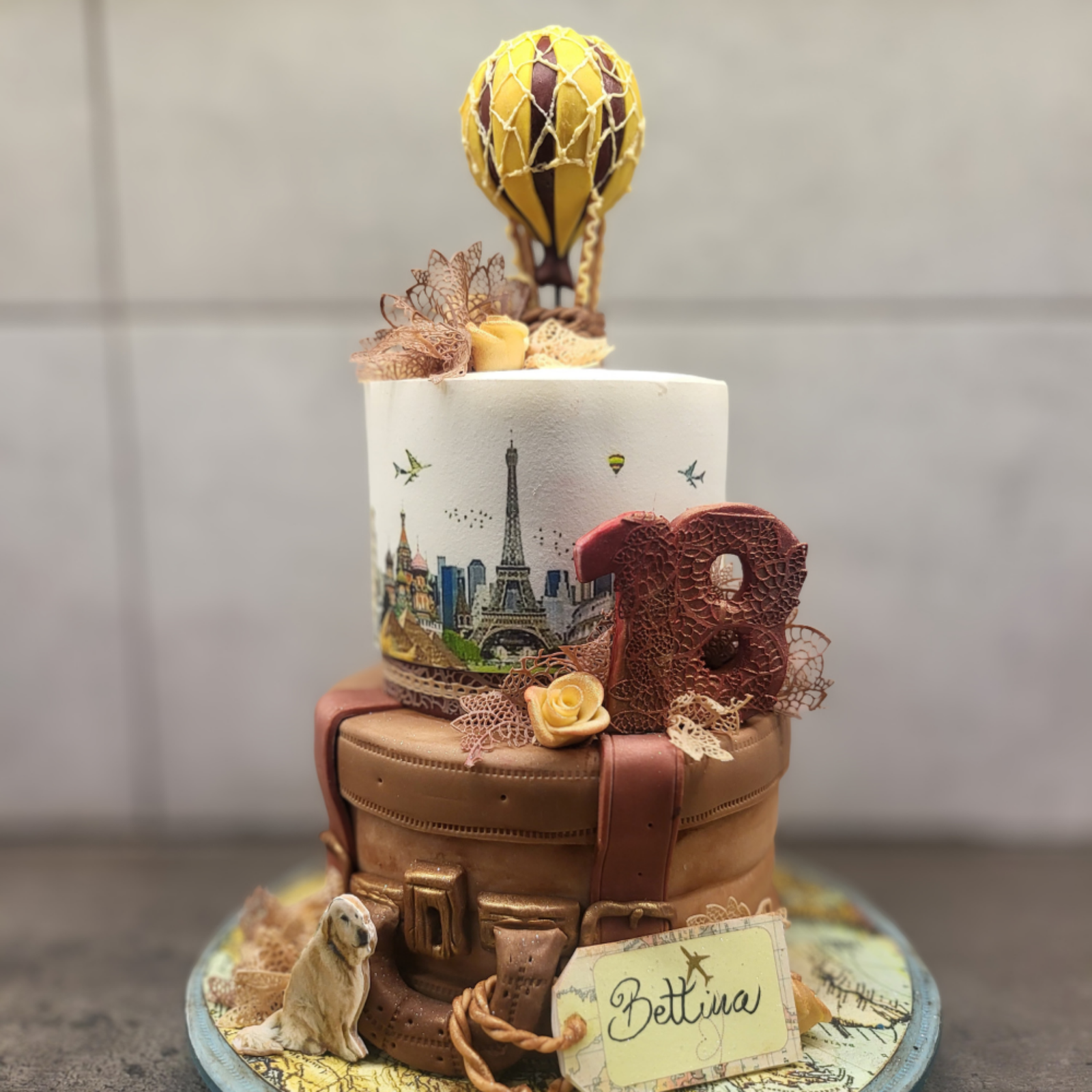 Sweet Magnolia egyedi torta